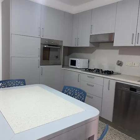 Marilu House شقة